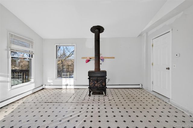 32 Quaker Hill Road, Monroe, NY 10950