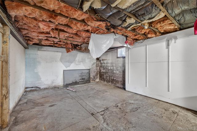 32 Quaker Hill Road, Monroe, NY 10950