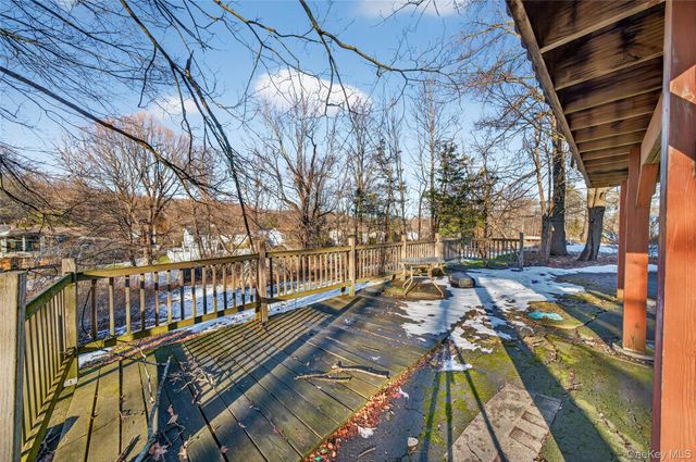 32 Quaker Hill Road, Monroe, NY 10950