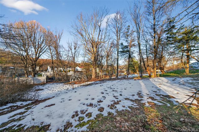 32 Quaker Hill Road, Monroe, NY 10950