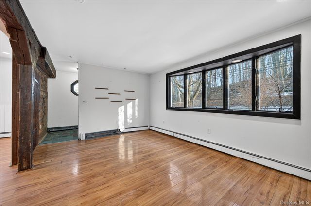 32 Quaker Hill Road, Monroe, NY 10950