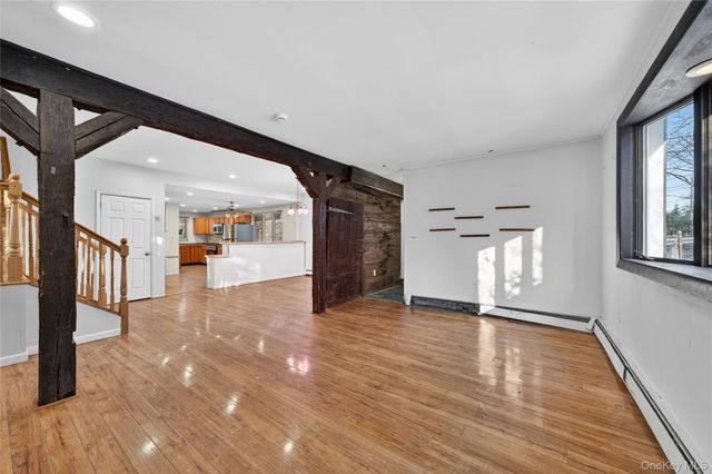 32 Quaker Hill Road, Monroe, NY 10950