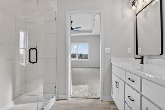 16209 Ryan Circle, Parkville, MO 64152