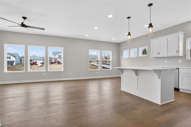 16209 Ryan Circle, Parkville, MO 64152