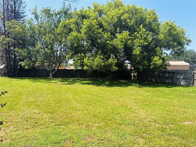 2704 KENDALL AVENUE, Kissimmee, FL 34744