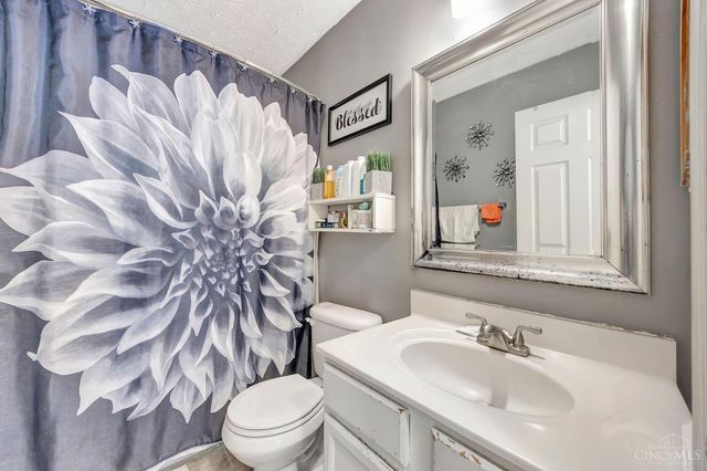 5335 Owasco Street, Cincinnati, OH 45227