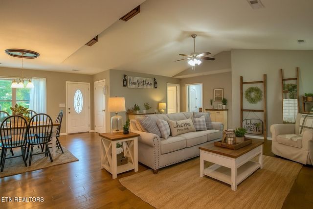 645 Bryce View Lane, Sevierville, TN 37876
