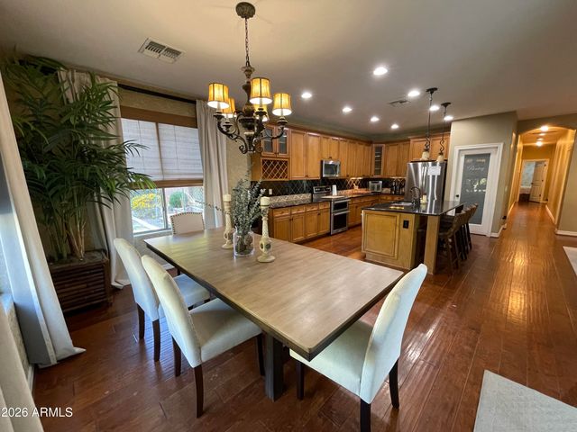 4730 S Platinum Court, Chandler, AZ 85248