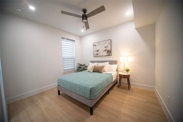 236 Urbane Crest Drive, Fort Worth, TX 76107