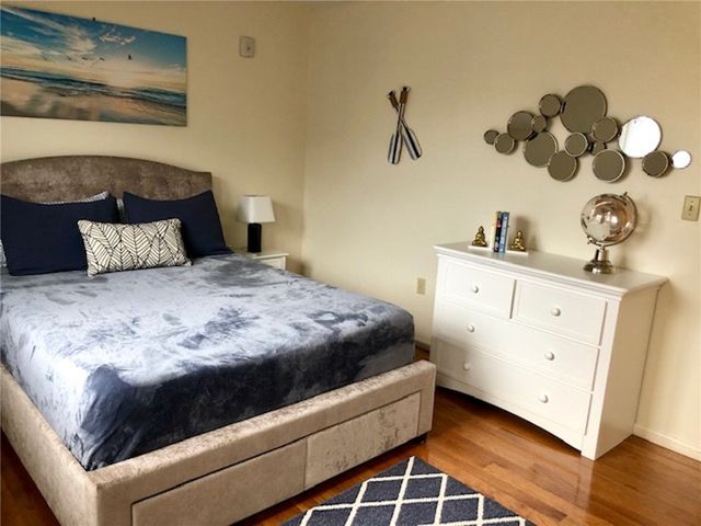 226 Goddard Row, Newport, RI 02840