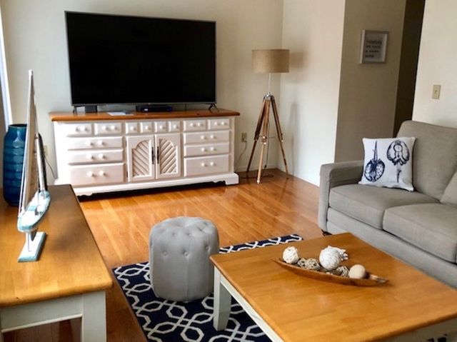 226 Goddard Row, Newport, RI 02840