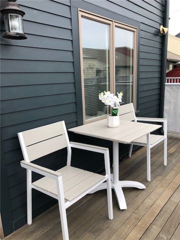 226 Goddard Row, Newport, RI 02840