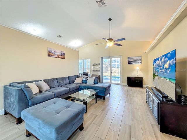 9244 BEAVER COVE, Apopka, FL 32703