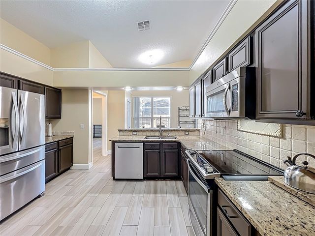 9244 BEAVER COVE, Apopka, FL 32703