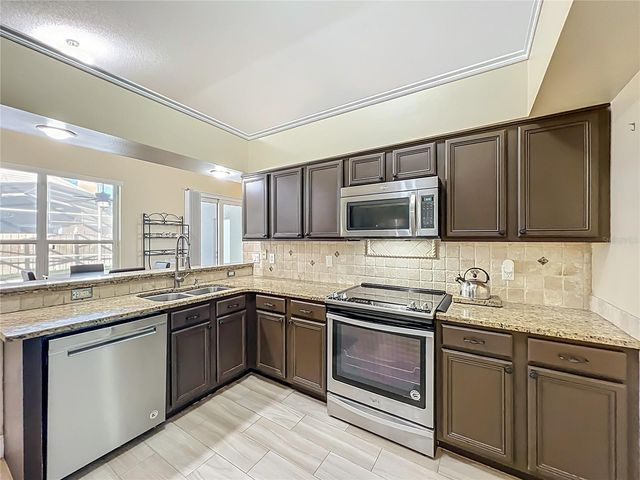 9244 BEAVER COVE, Apopka, FL 32703