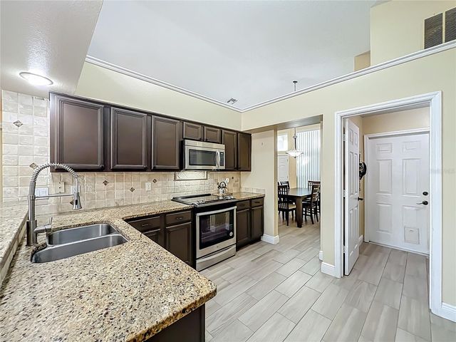 9244 BEAVER COVE, Apopka, FL 32703