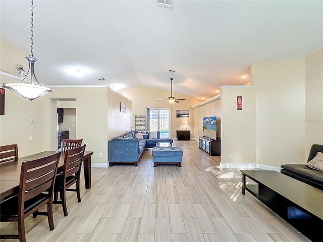 9244 BEAVER COVE, Apopka, FL 32703