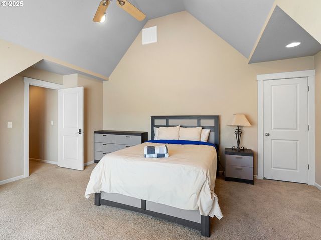 15485 Sw WILLAMETTE VALLEY Ct, Beaverton, OR 97007