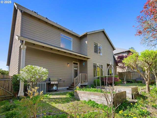 15485 Sw WILLAMETTE VALLEY Ct, Beaverton, OR 97007