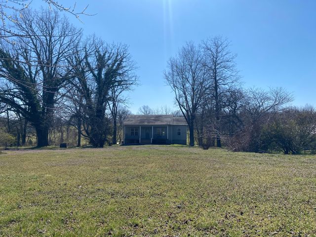 1536 S Outer Road, Mansfield, MO 65704