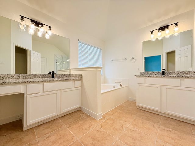 7960 Salmon Run Way, Fort Worth, TX 76137