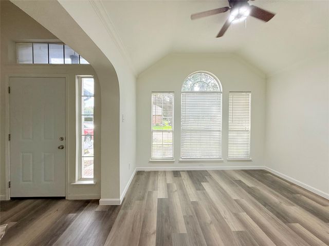 7960 Salmon Run Way, Fort Worth, TX 76137
