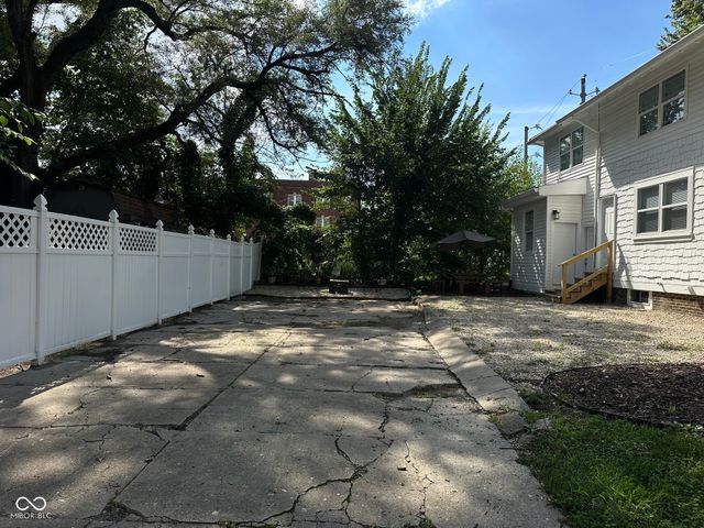20 N Kealing, Indianapolis, IN 46201