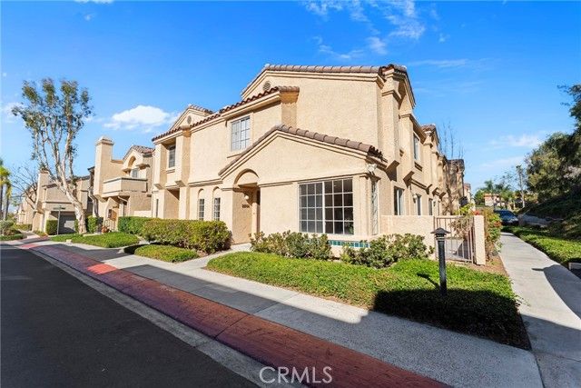 21208 Gladiolos Way, Lake Forest (el Toro), CA 92630