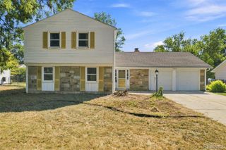 4856 Danbury Drive, Troy, MI 48085