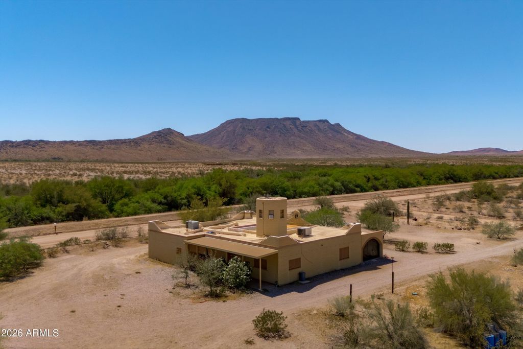 Image 57 of property listing at 9033 S 545TH Avenue, Tonopah, AZ 85354