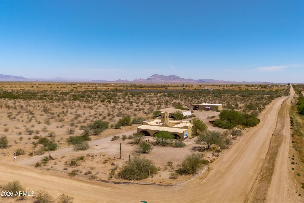 Image 60 of property listing at 9033 S 545TH Avenue, Tonopah, AZ 85354