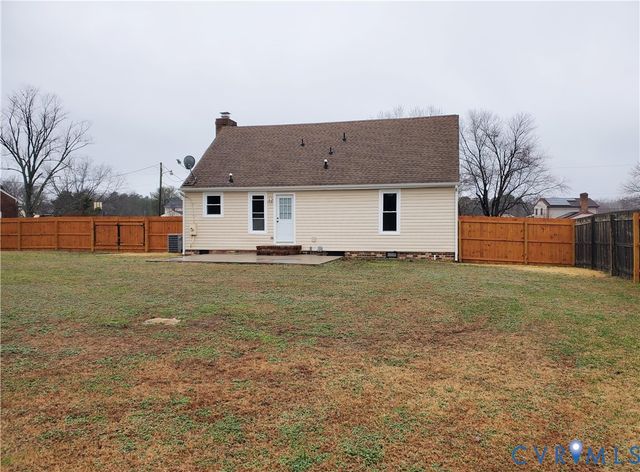 11405 Temple Dr, Petersburg, VA 23805