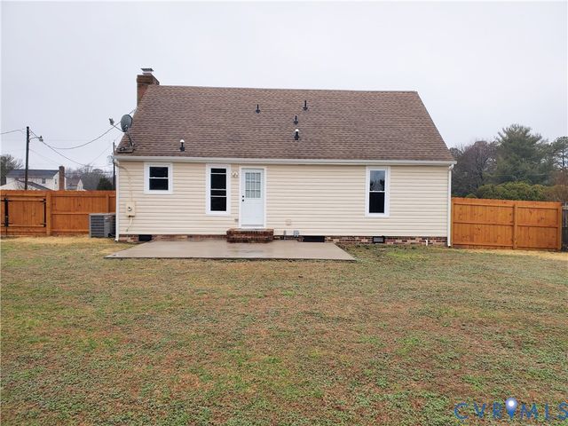 11405 Temple Dr, Petersburg, VA 23805