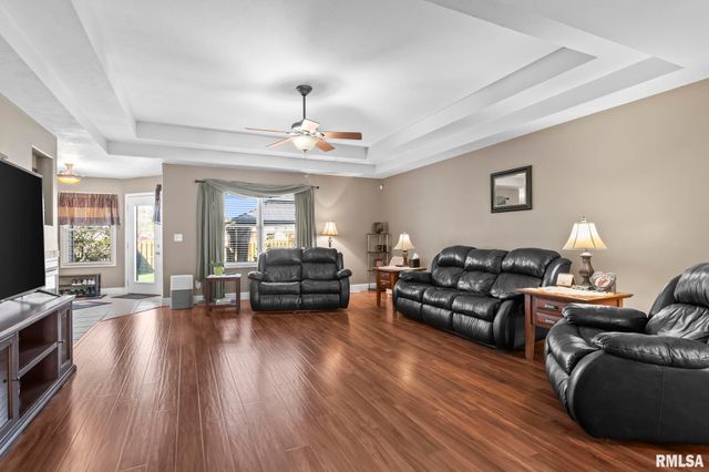 505 Willows Avenue, Chatham, IL 62629