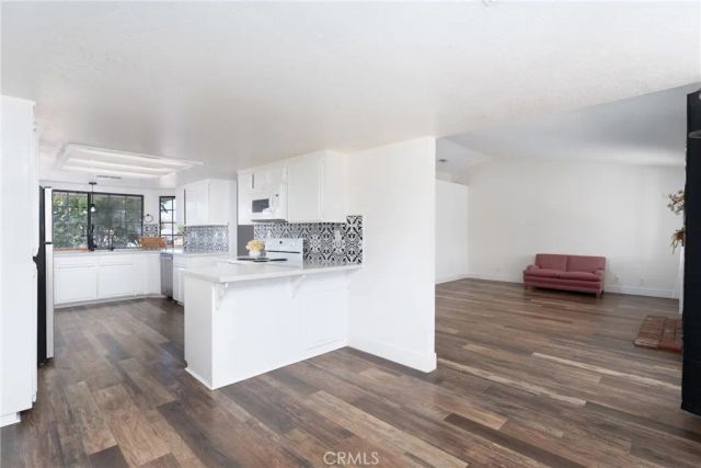 16433 Ocotilla Road, Apple Valley, CA 92307