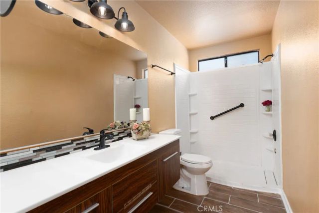 16433 Ocotilla Road, Apple Valley, CA 92307