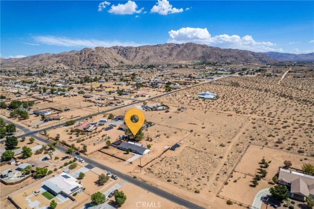 16433 Ocotilla Road, Apple Valley, CA 92307