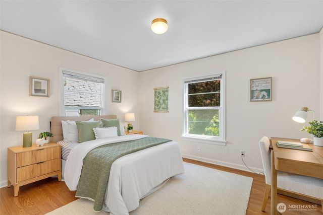 4335 NE 42nd Street, Seattle, WA 98105