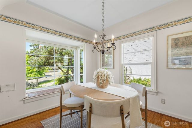 4335 NE 42nd Street, Seattle, WA 98105