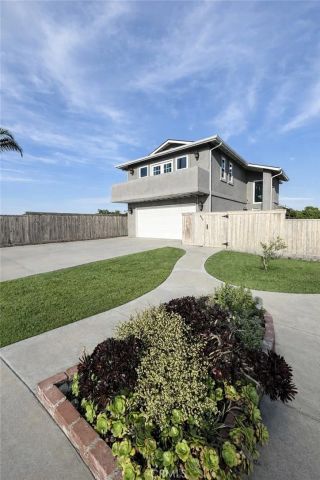 435 S 12th, Grover Beach, CA 93433