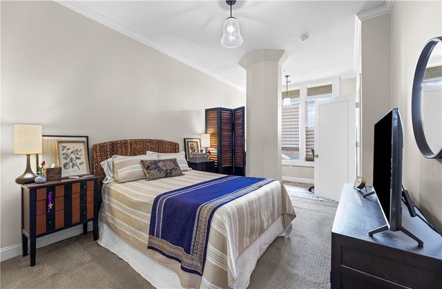 2929 McGee Trafficway 305, Kansas City, MO 64108