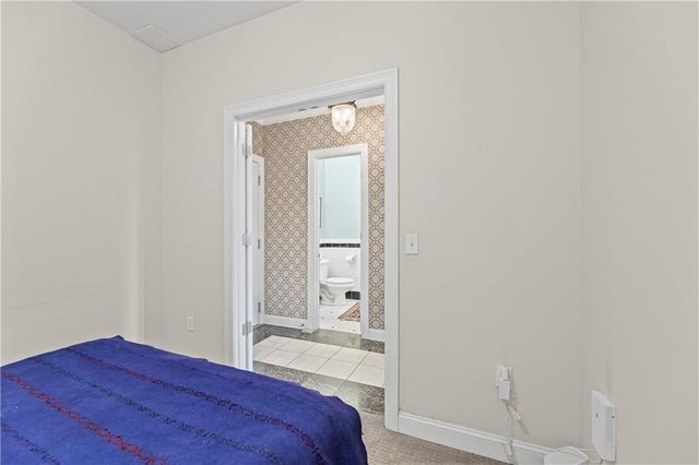 2929 McGee Trafficway 305, Kansas City, MO 64108