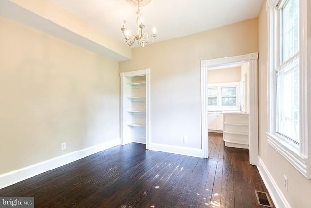 806 HOMESTEAD ST, Baltimore, MD 21218