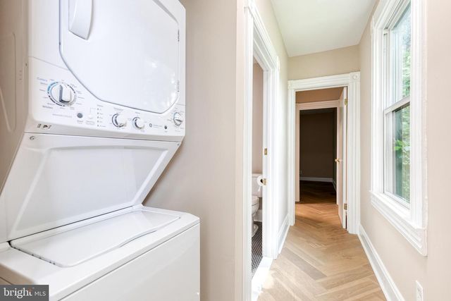 806 HOMESTEAD ST, Baltimore, MD 21218