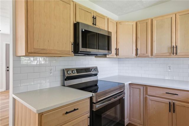 5734 Hill Road, Powder Springs, GA 30127