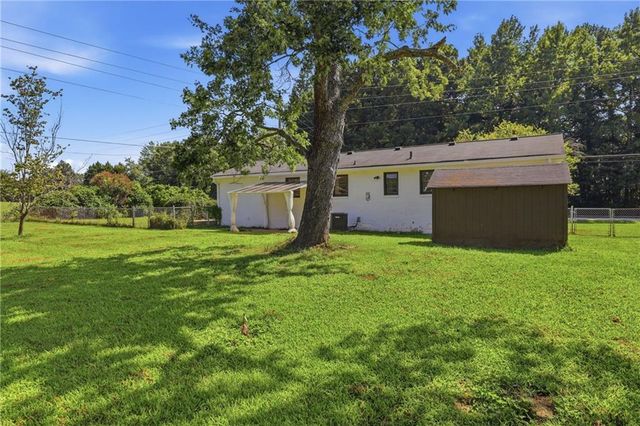 5734 Hill Road, Powder Springs, GA 30127