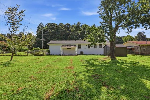 5734 Hill Road, Powder Springs, GA 30127