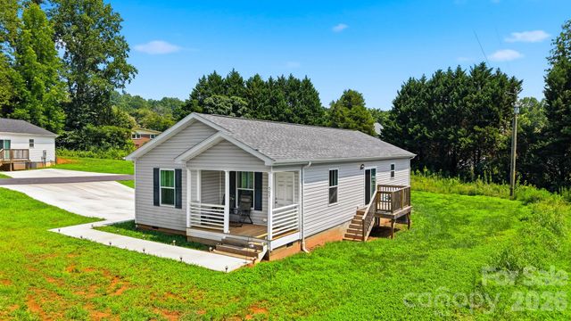 507 Hopewell Road, Morganton, NC 28655