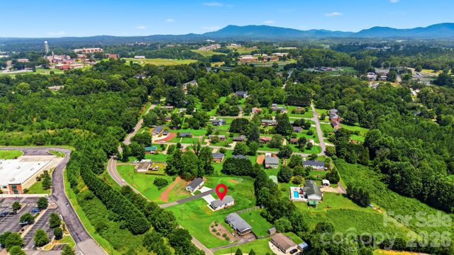 507 Hopewell Road, Morganton, NC 28655