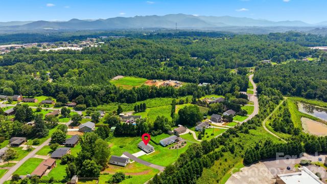 507 Hopewell Road, Morganton, NC 28655